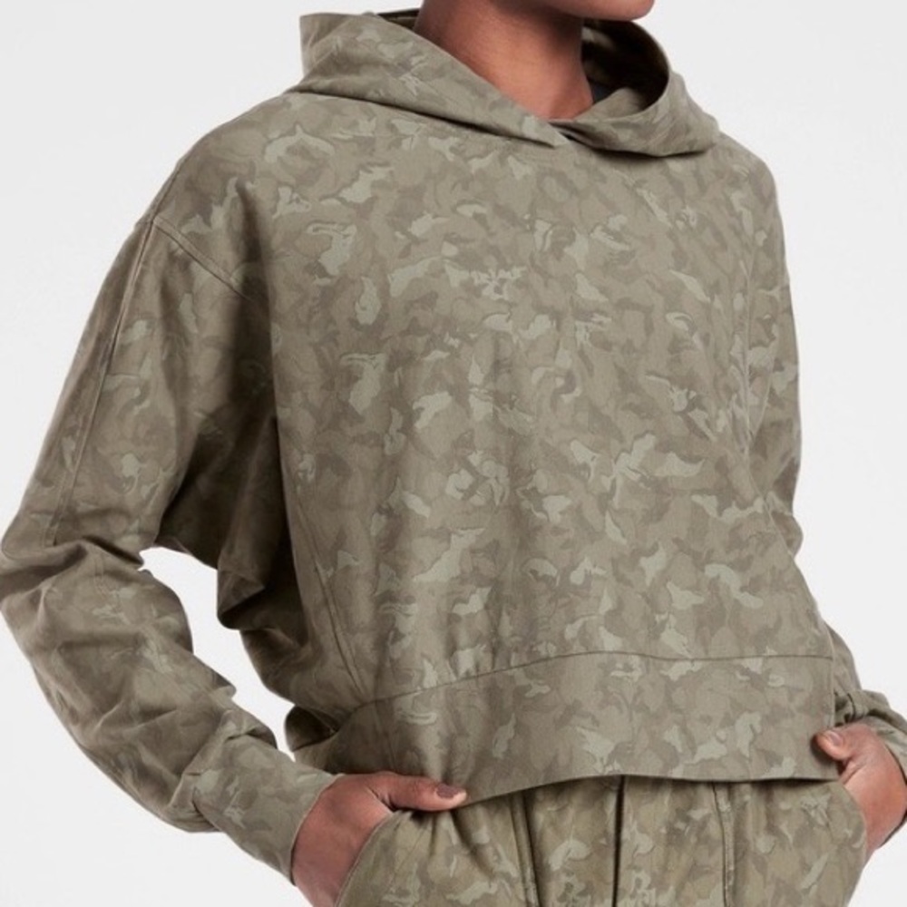 Athleta Green Camo Farallon Sweatshirt